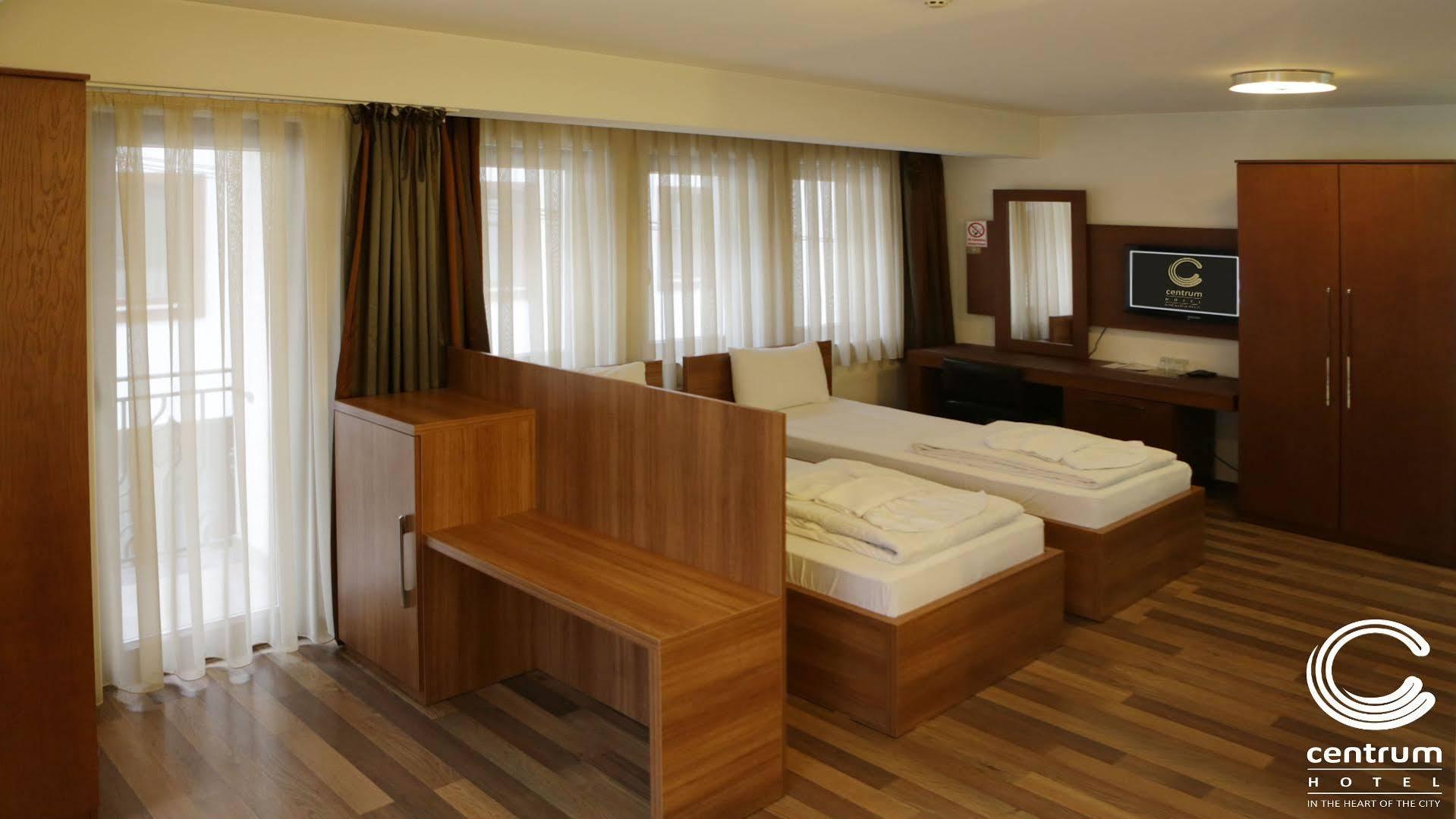 Hotel Centrum Prizren Exterior photo